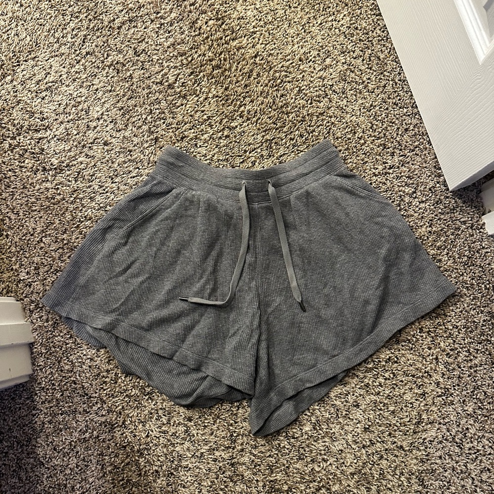 Lululemon waffle knit shorts